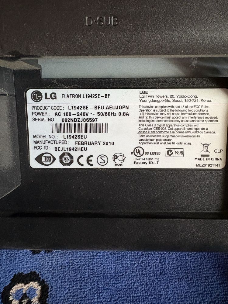 Монітор Lg flatron l1942se 19 дюймів