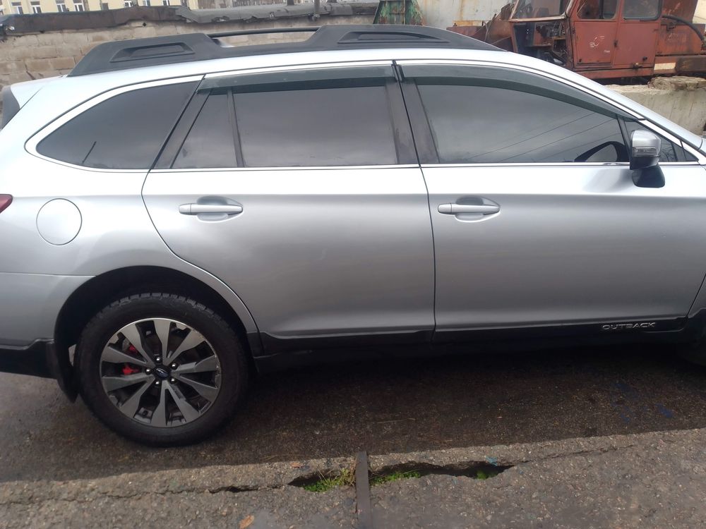 Subaru outback продам