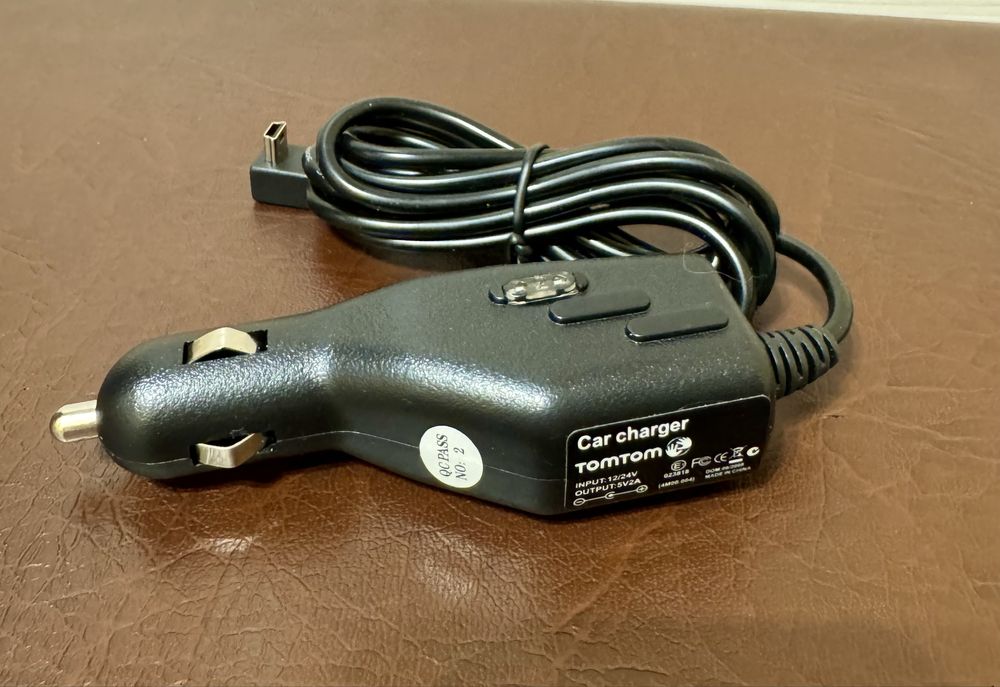 Автомобільна зарядка для GPS Навігатора TomTom Car Charger + Подарунок