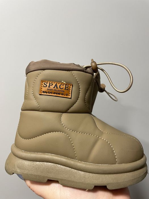 Зимові чобітки взуття space