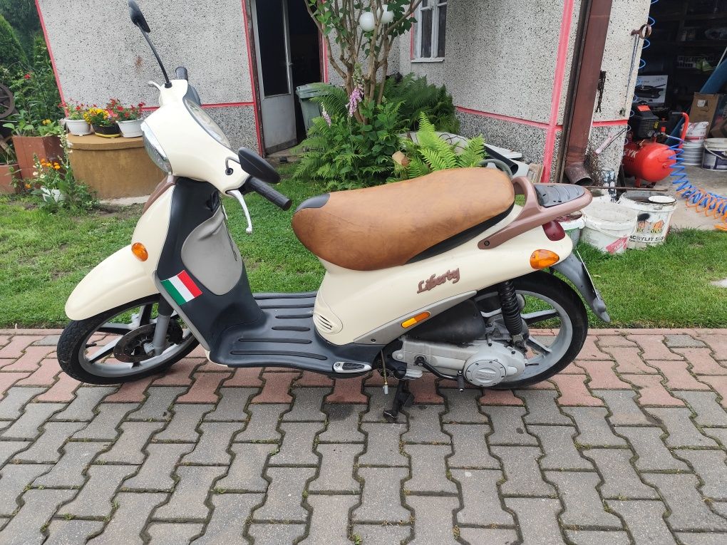 Skuter piaggio wespa liberty 50 4t motorower