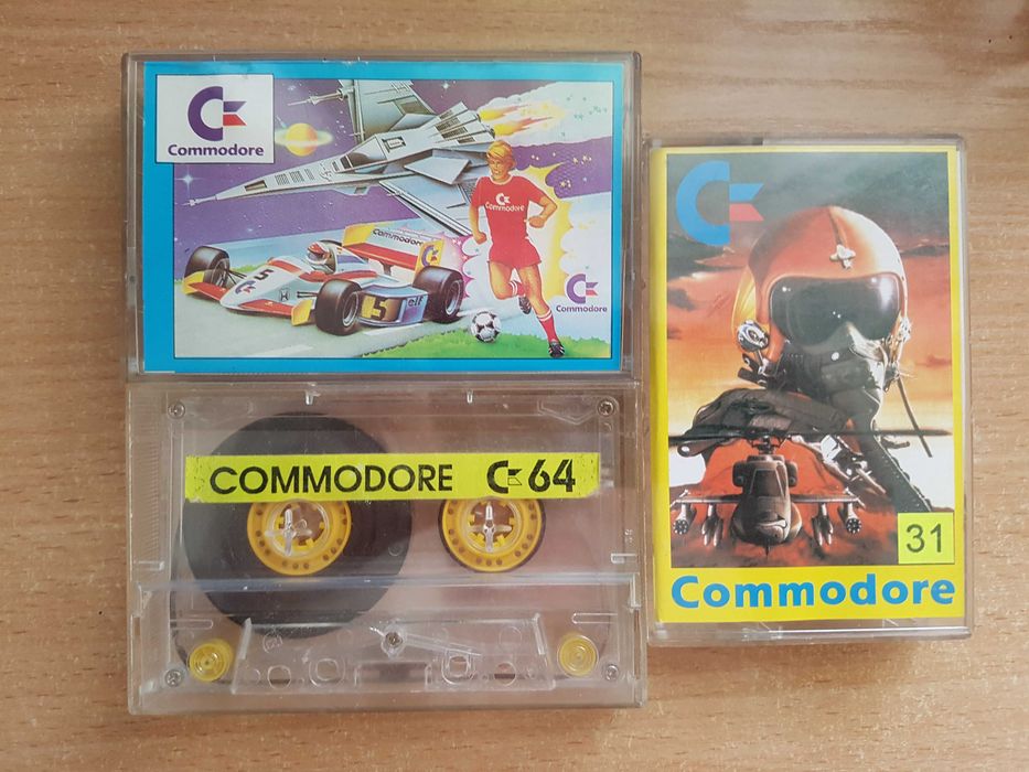 Zestaw kaset  COMMODORE 64  . 3 sztuki .