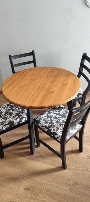 Mesa jantar nova + 4 cadeiras novas