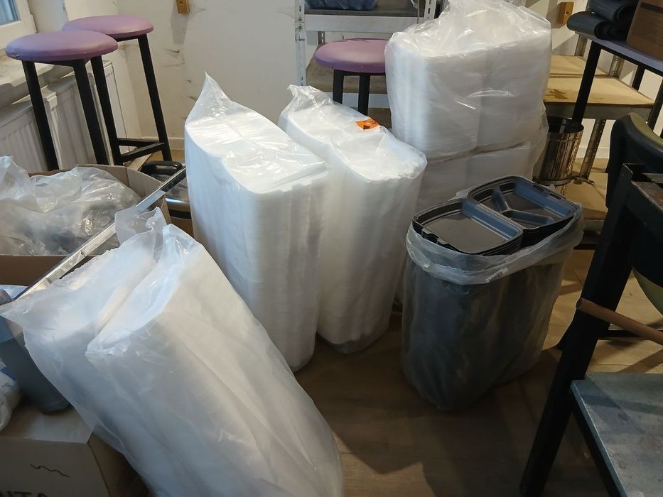 Одноразовий посуд.Розпродаж.