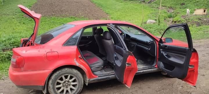 Продам Ауді А4 1997 року