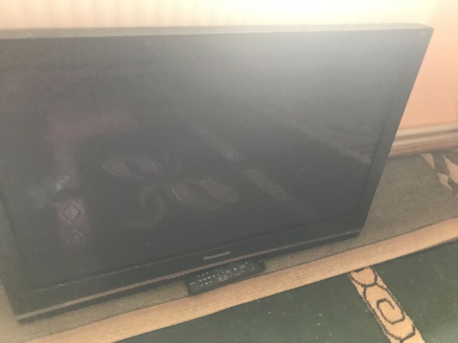 Плазмовий телевізор 38