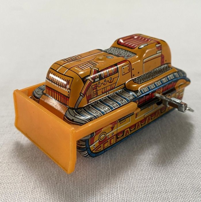 Carro brinquedo em lata Yone made in Japan