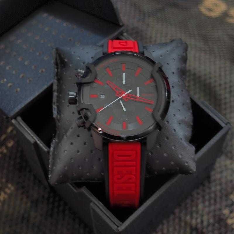 - 50% | Чоловічий годинник хронограф Diesel Griffed DZ4530