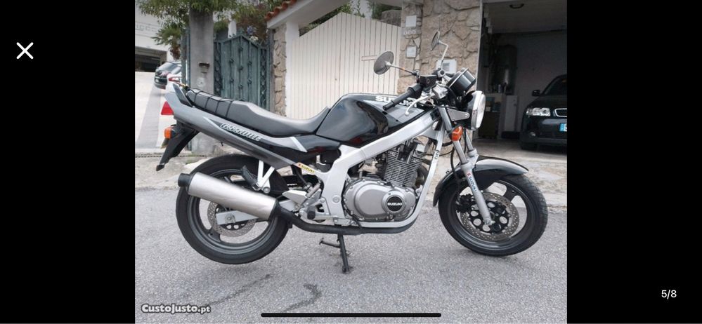 Suzuki GS 500 como nova