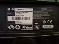 Monitor LG pęknięty