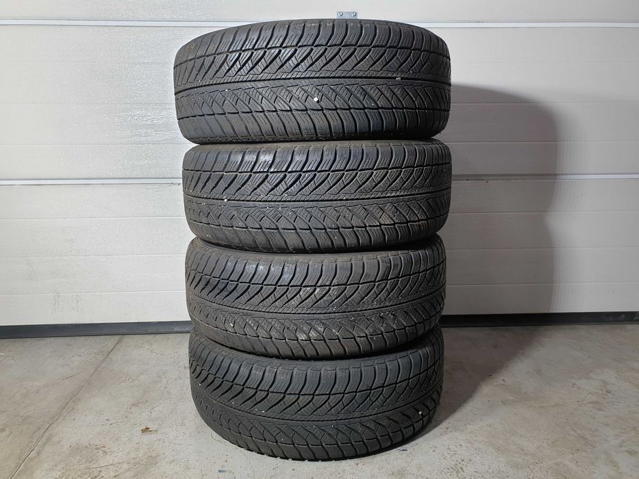 4szt. 225/55/17 97H Goodyear UG Performance 2 7mm 2021r [ 10686 ]