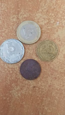 монети "25 копійок 1992","5 копійок 1992","1euro 2003","15 копеек 1987