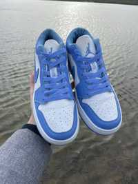 Кросівки жіночі Nike Jordan AIR JORDAN 1 LOW