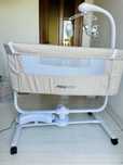 Приставне ліжечко Mioobaby Hugmee з режимом заколисування