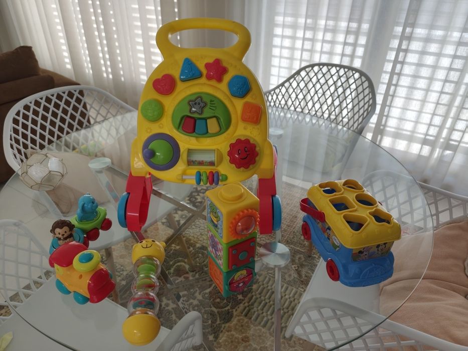 Lote de 5 brinquedos