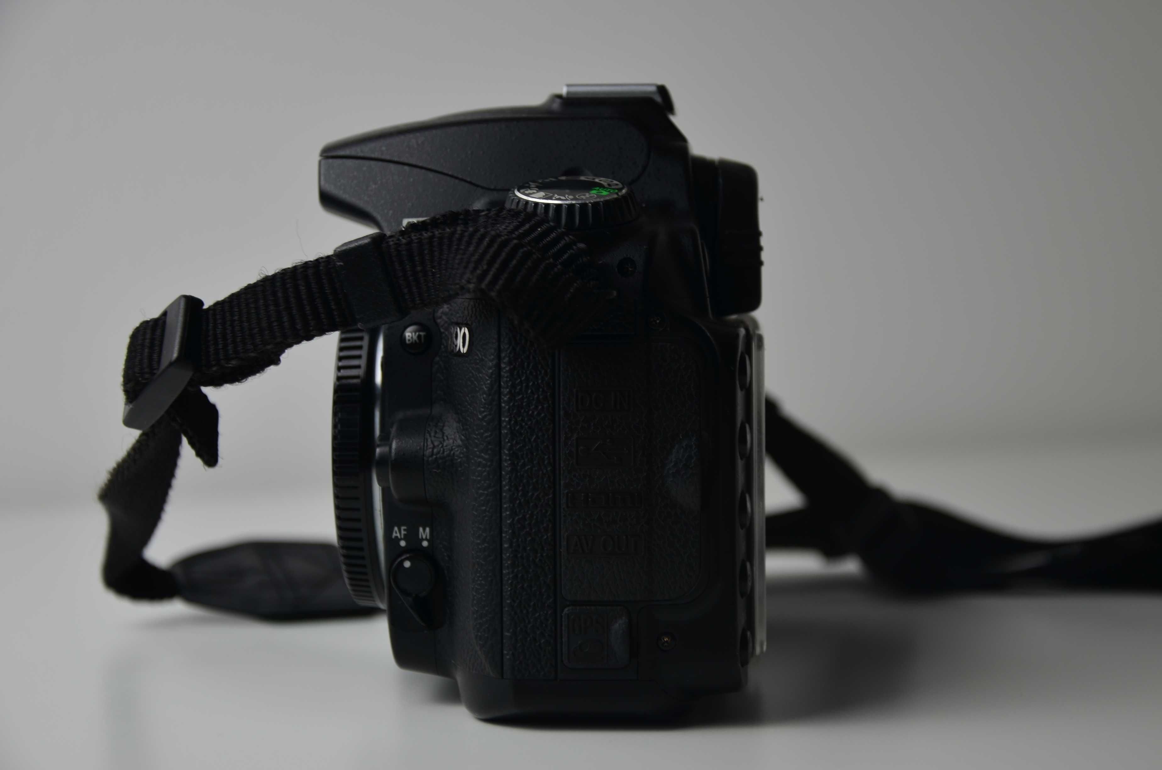 Camera DSLR Nikon D90