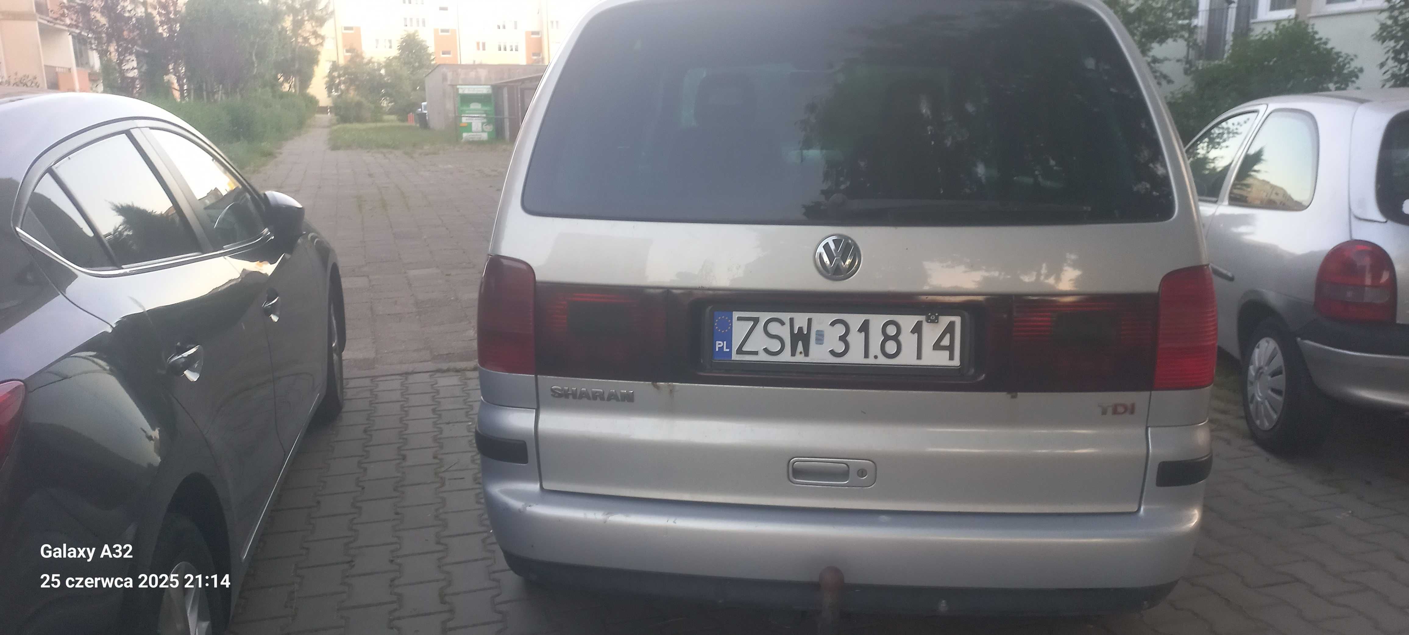 Sprzedam samochód szaran 7osobowy automatyczna skszynia