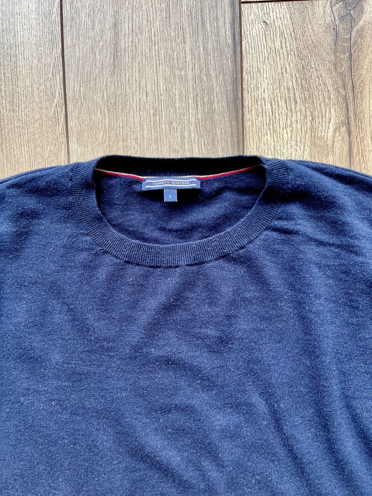 Damski sweter Tommy Hilfiger roz S kolekcja Walentynkowa