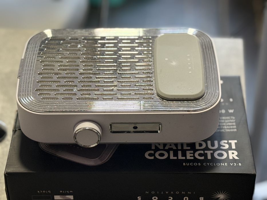 Витяжка для манікюру