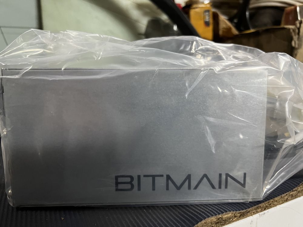 Блок питания Bitmain APW3++1600