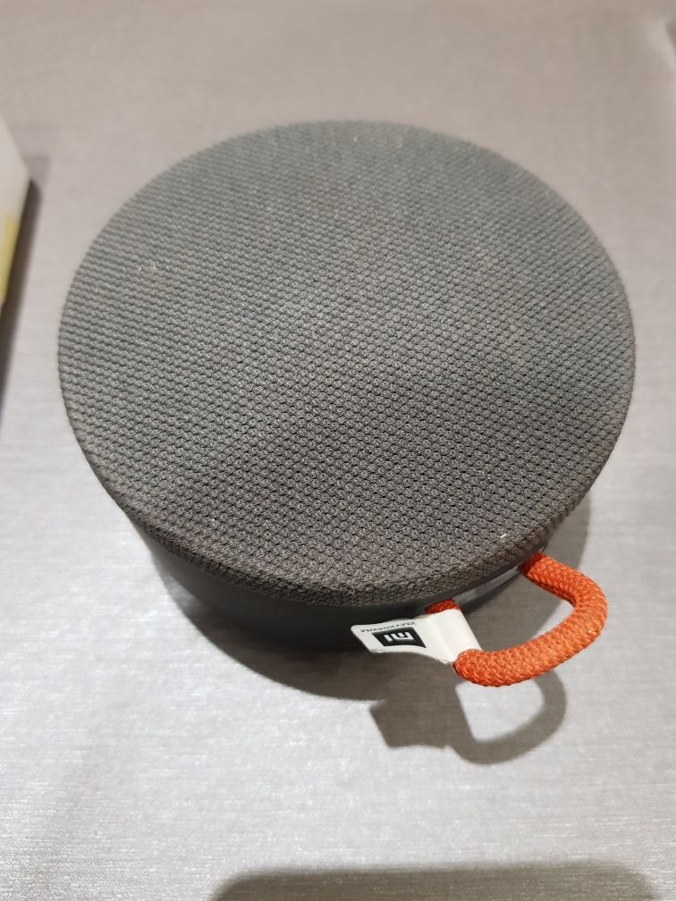 Колонка Акустика Xiaomi Mi Portable Bluetooth Speaker