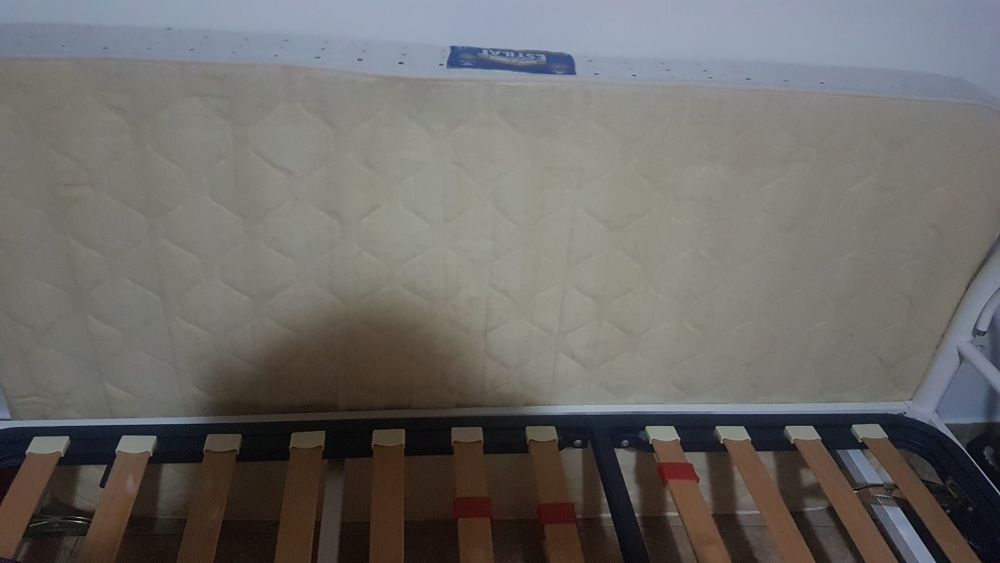 Estrado articulado.manual com colchão