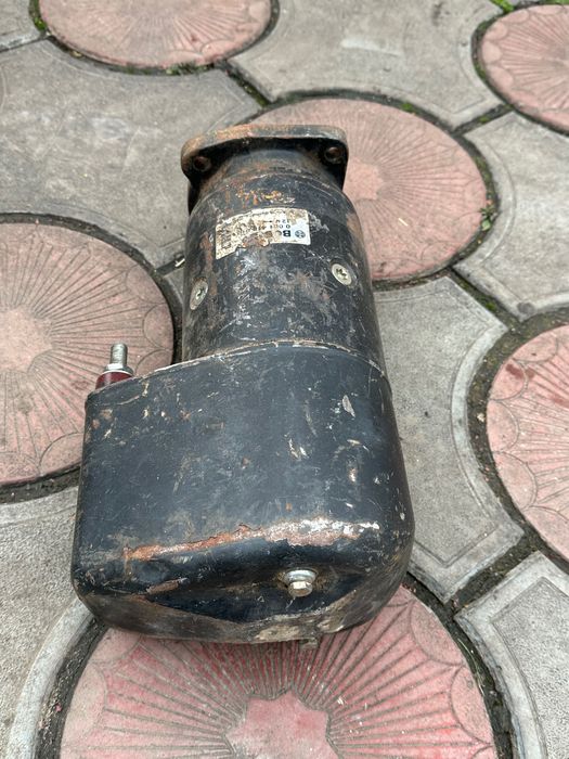 Стартер на двигун мерс комбайн