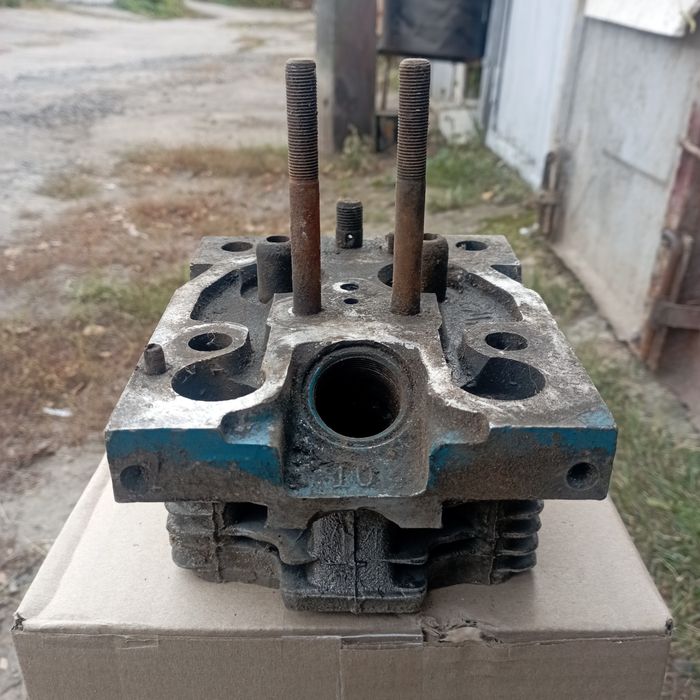 Продам головку двигуна Д 144