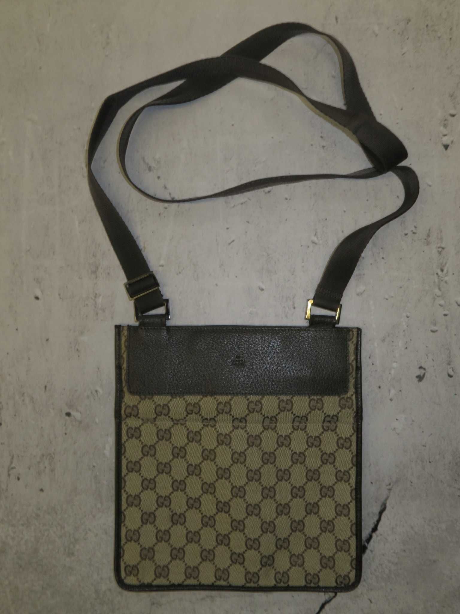 Gucci torebka saszetka listonoszka w monogram