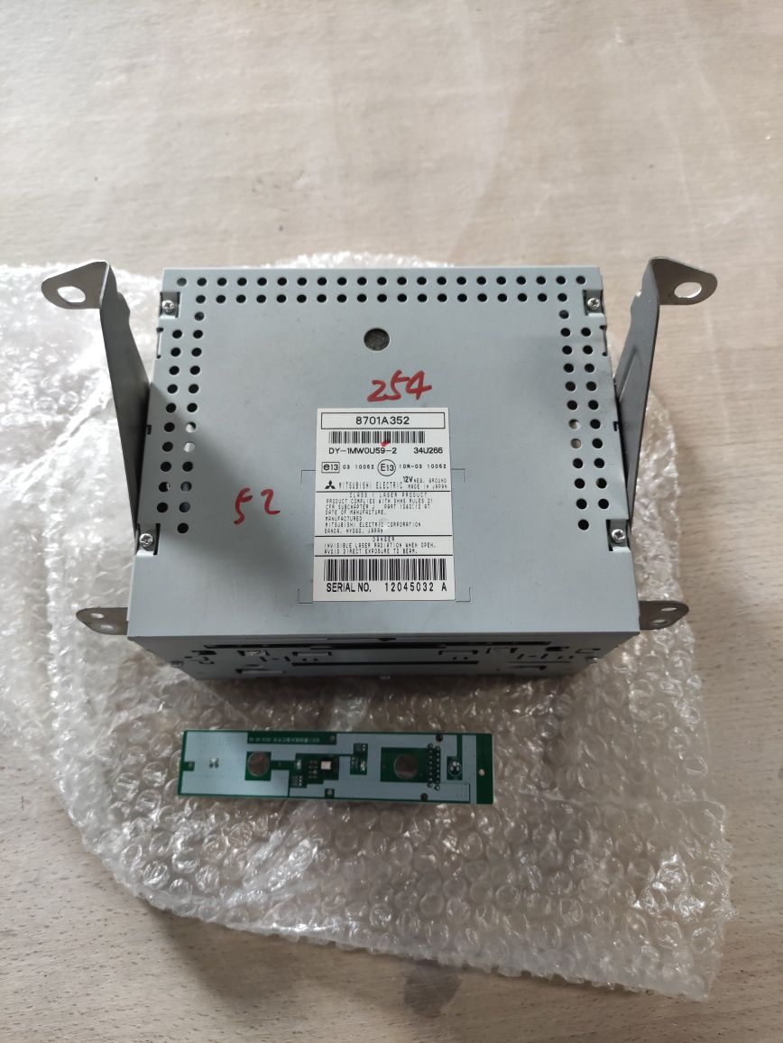 Autoradio Mitsubishi ASX 2012 com moldura