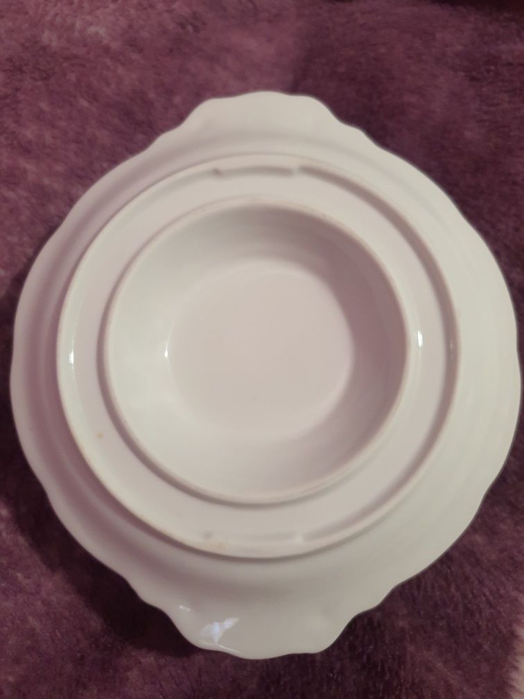 Sosjerka na podstawie Fryderyka biała porcelana Krzysztof Kristoff
