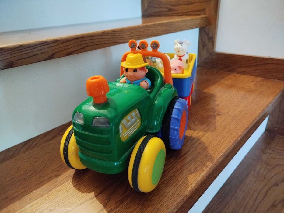 Dumel Discovery Traktor Farmera