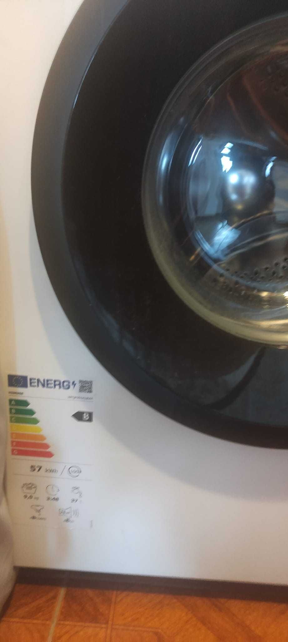 Maquina lavar roupa 1 ANO APENAS USO