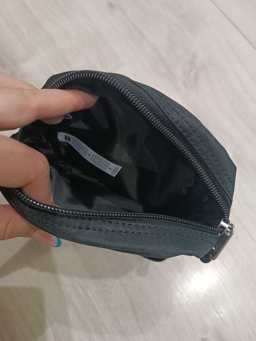 Сумка через плече Levi's