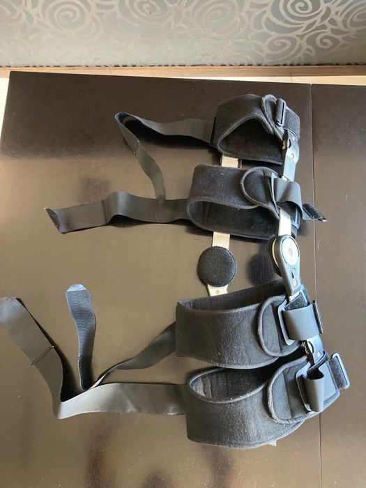 Orteza stawu kolanowego Ottobock Genu Immobil Vario T 8066