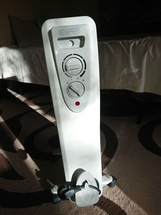 Масляний оьбігрівач "термія" 2000w