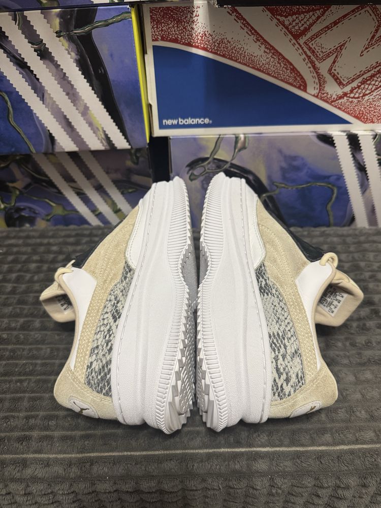 Кросівки жіночі Puma Deva Suede 36(22.5см) оригінал