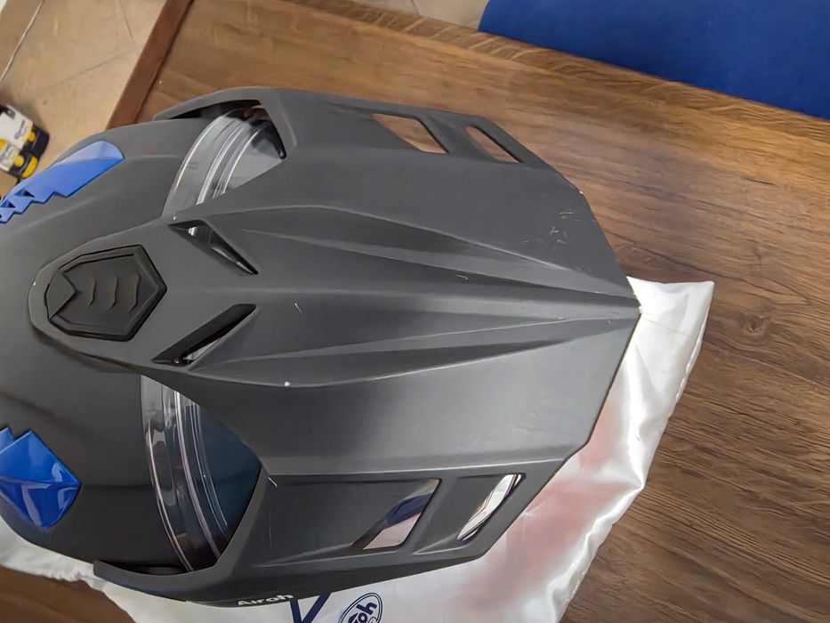 capacete airoh commander