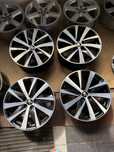 Felgi aluminiowe Peugeot OE ET 44 8jx18” 5x108 Peugeot 508