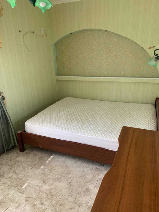 Здам не велику з гарним ремонтом 3х кімн кв вул. Любецька