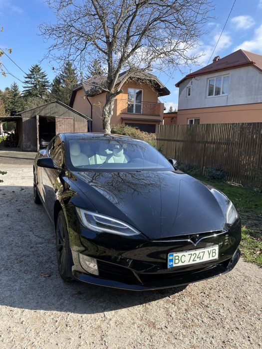 Tesla Model S 2020 Long Range Plus