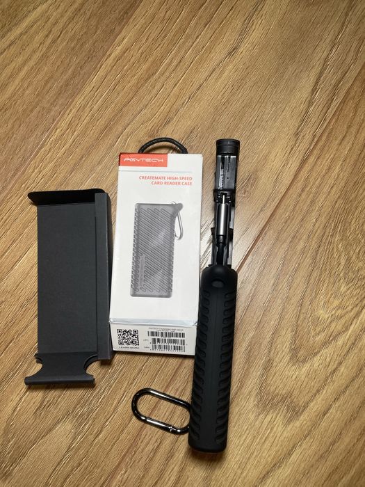 PGYTECH CreateMate Чохол для карт пам'яті та картридер 2-в-1