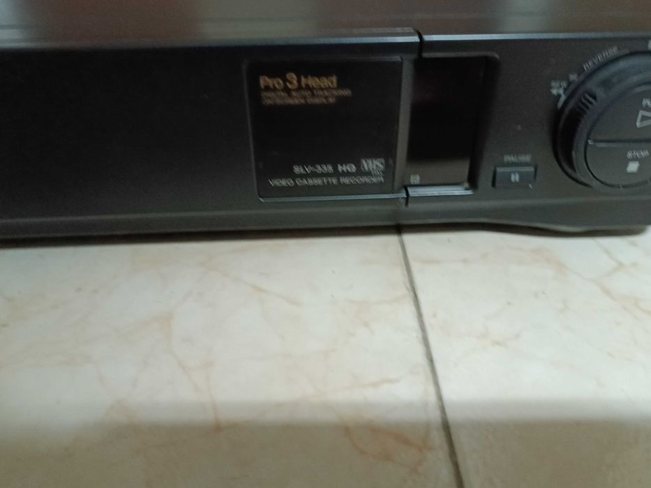 Gravador vídeo VHS Sony modelo SLV 335