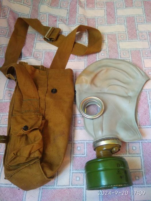 Протиогаз СССР новий.