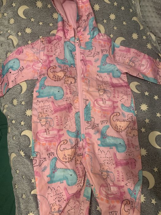 Комбенізон на дівчинку