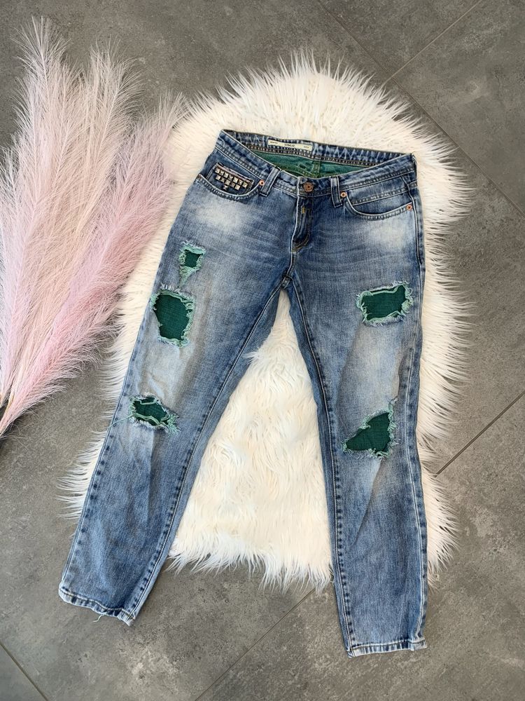 Spodnie z dziurami i ćwiekami jeansowe Vintage slim fit  (S) Denimlab
