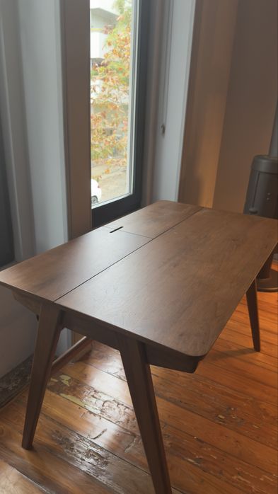 Secretaria de madeira