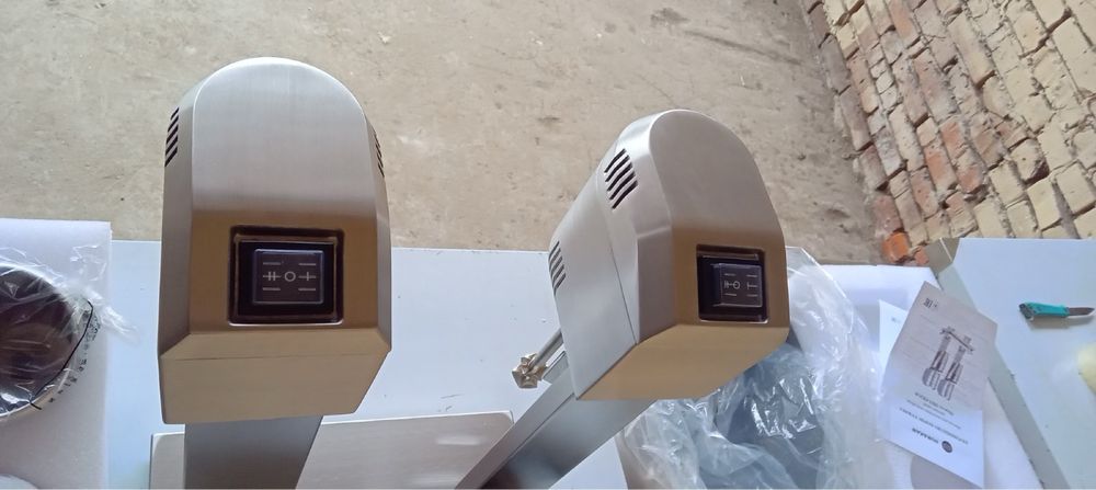 Міксер для молочних коктейлів подвійний