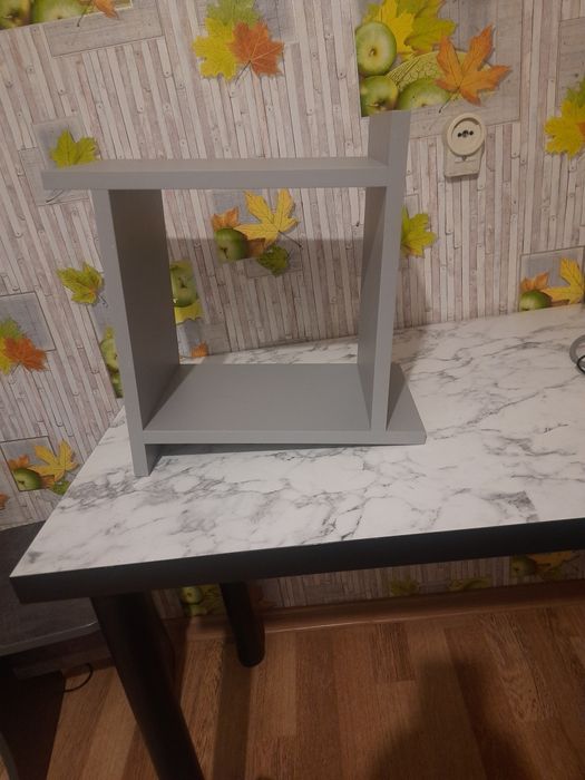 Поличка,полка на стіну.