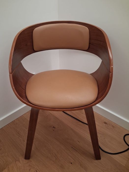 Cadeira estilo nórdico -Área